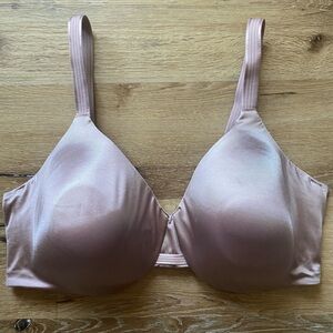 Bali Full Coverage Smooth U T-Shirt Bra with a Satin Finish in a PinkNude